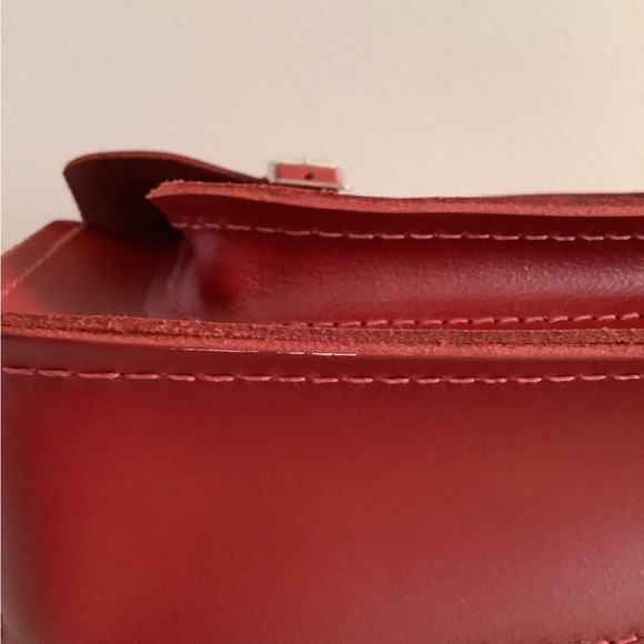Authentic The Cambridge Satchel Lipstick Red - Picture 8 of 10